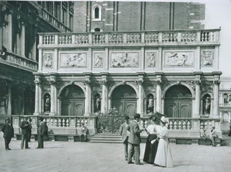 View of the Loggie del Sansovino